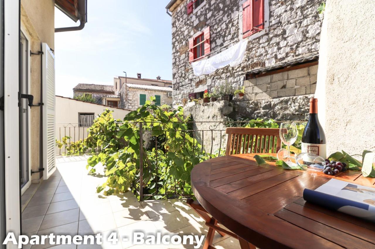 Art Apartments Vrsar Exterior photo
